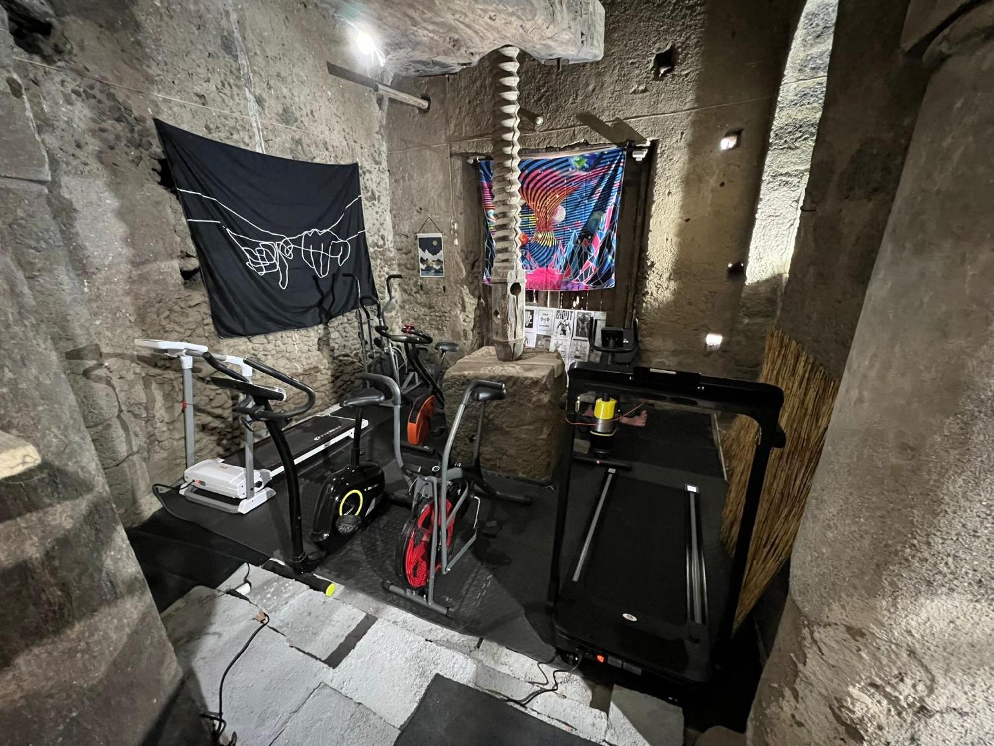 Le Grotte Panzió Riposto Kültér fotó